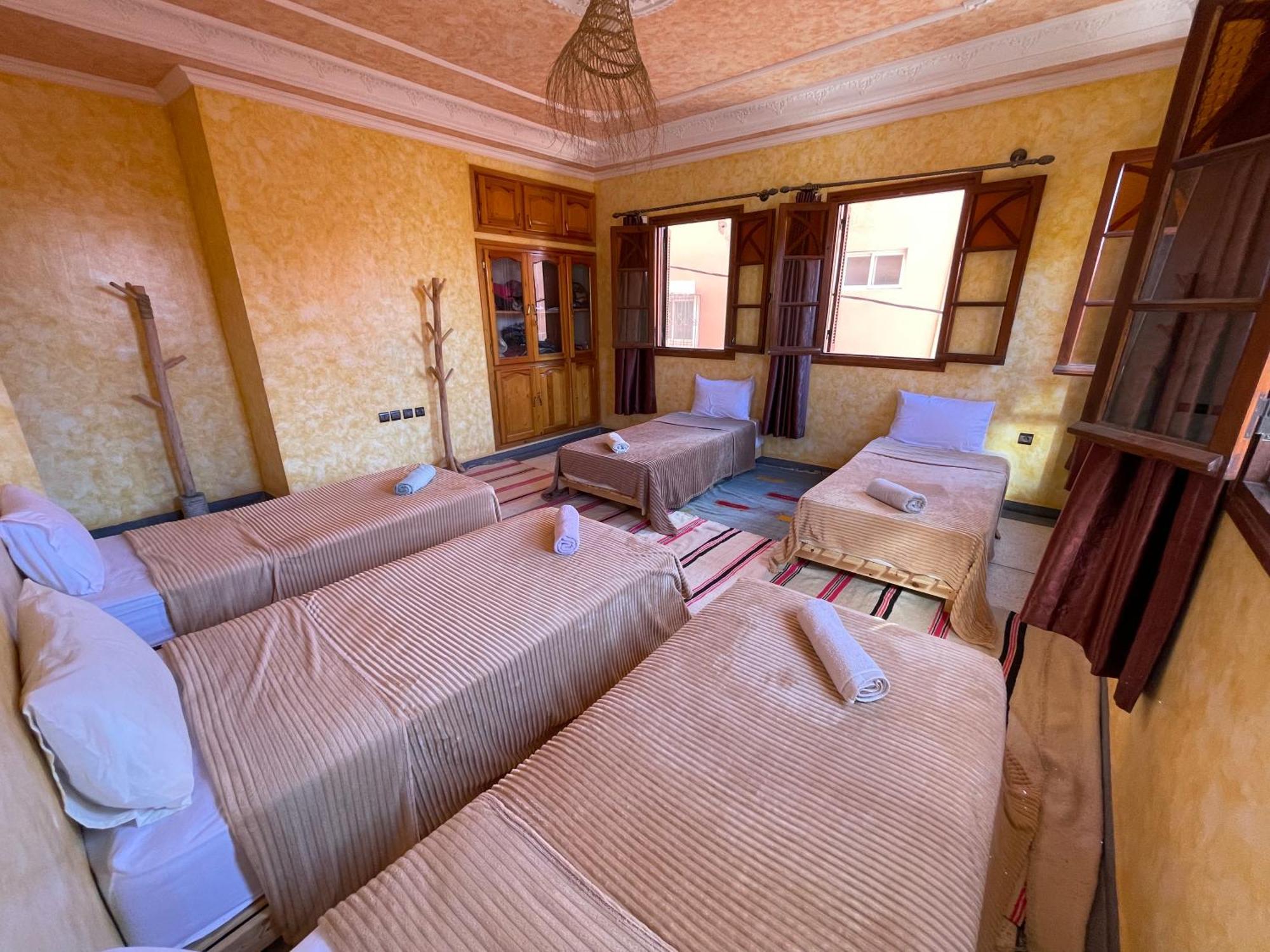 Berber Waves Surf House Pansiyon Tamraght Dış mekan fotoğraf