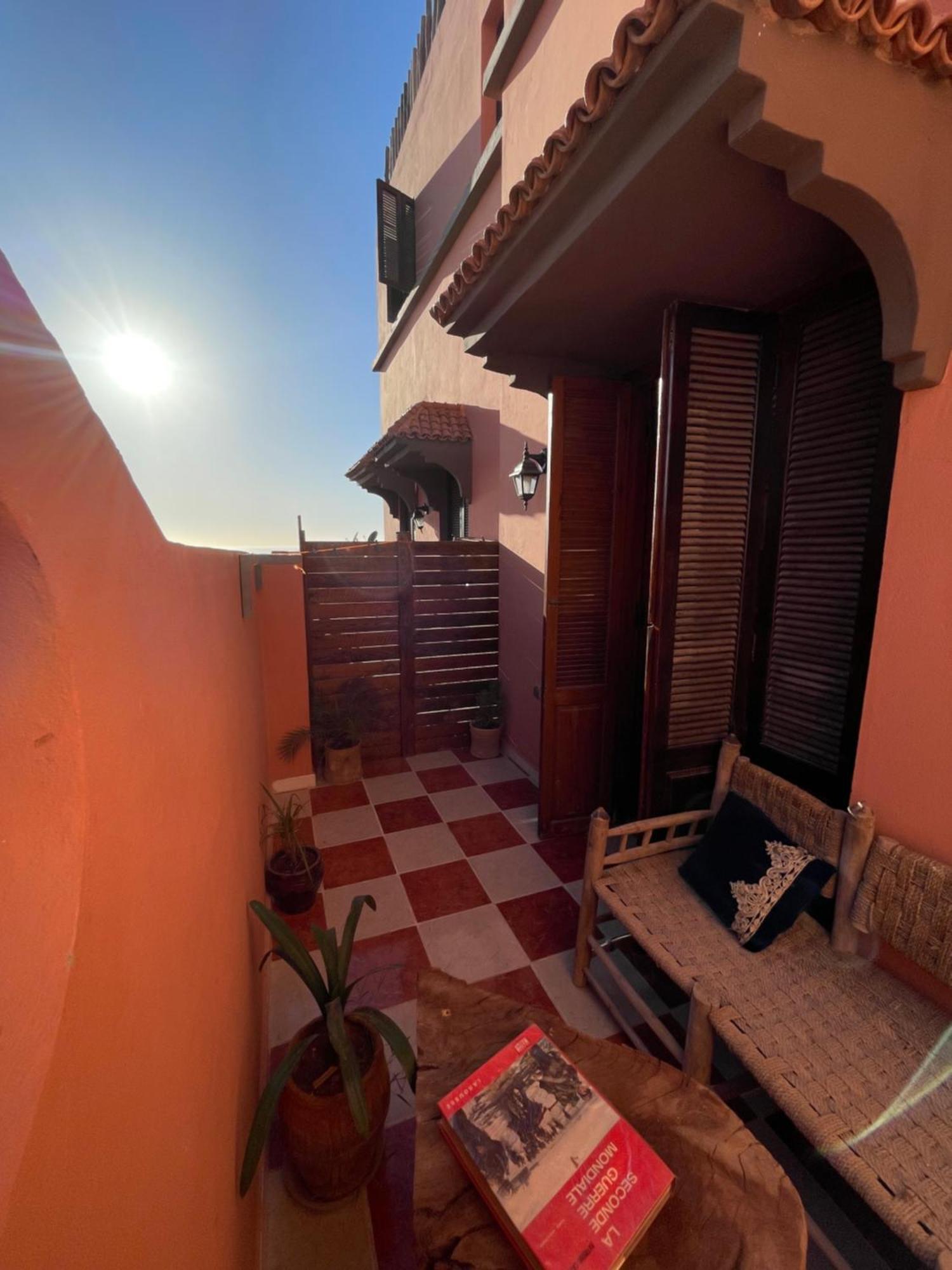 Berber Waves Surf House Pansiyon Tamraght Dış mekan fotoğraf