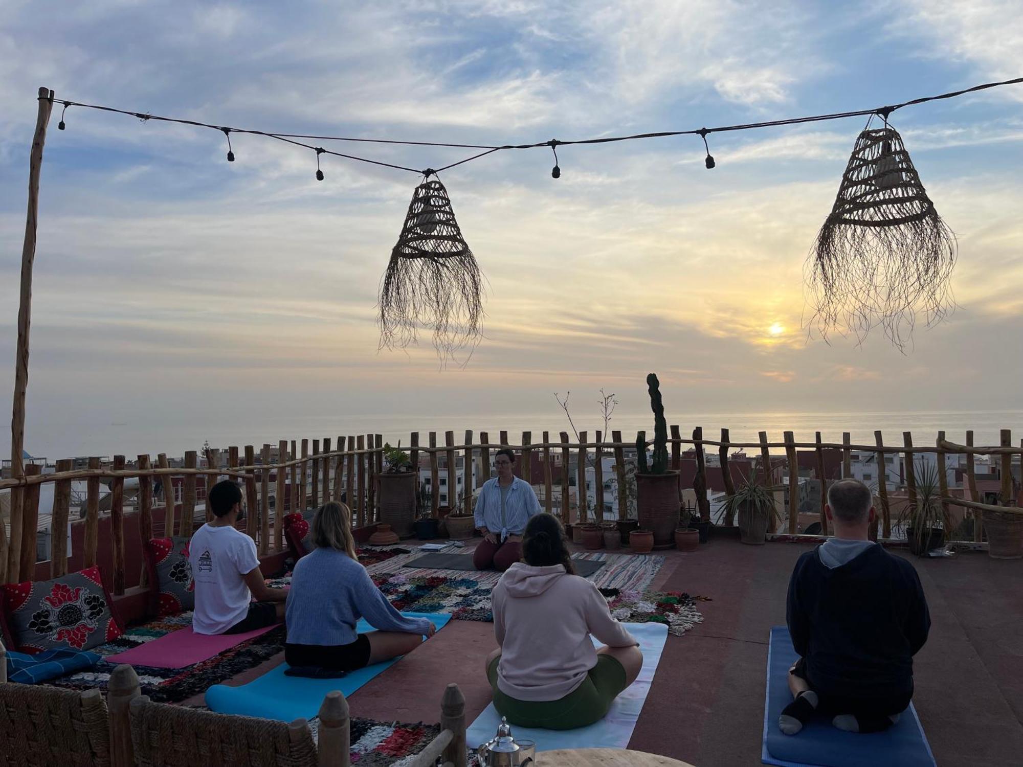 Berber Waves Surf House Pansiyon Tamraght Dış mekan fotoğraf